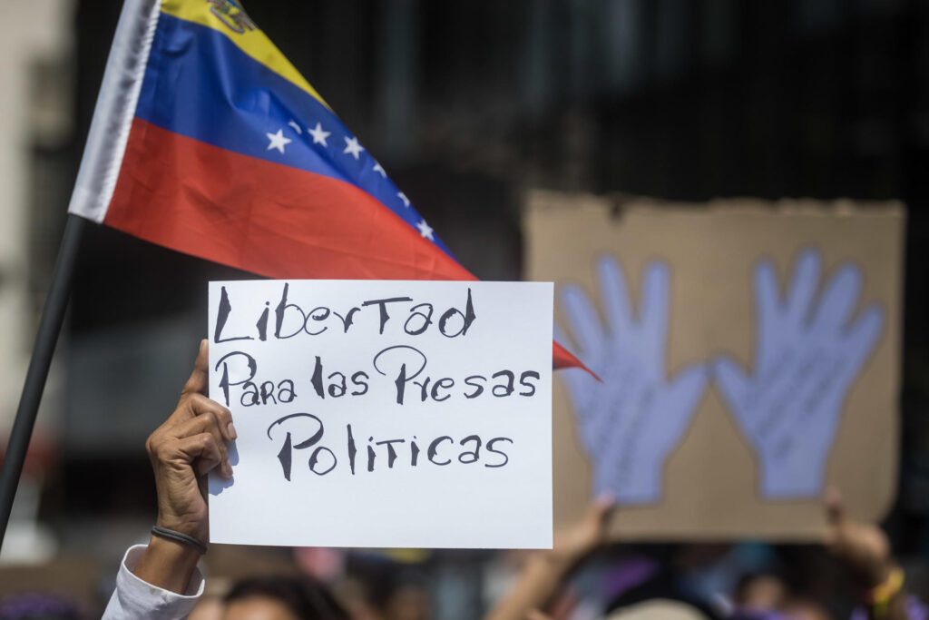 FundaRedes denunció actos de violencia contra 200 presas políticas en cárceles de Venezuela