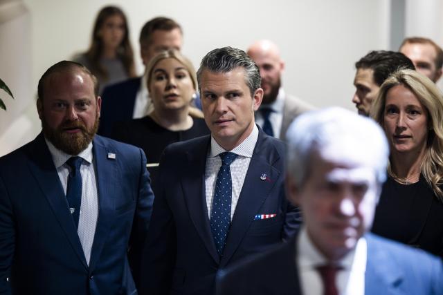 Pete Hegseth, nominado para el Pentágono, se niega a irse pese a escándalos de alcohol y abusos