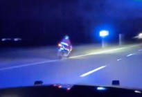 Santa Claus en motocicleta supera a la policía de Florida en una persecución a alta velocidad (VIDEO)