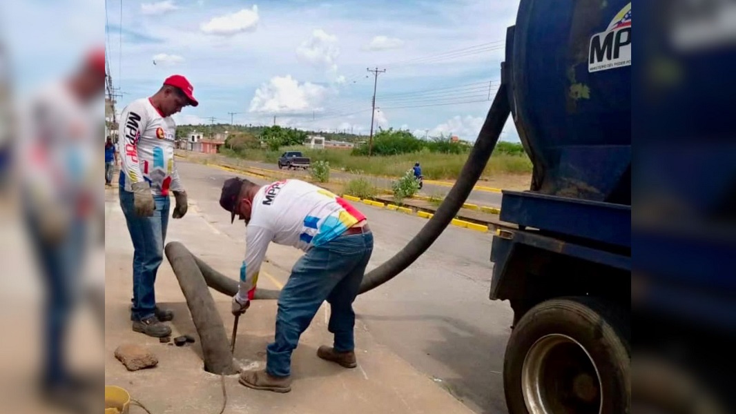 Habitantes de Ciudad Guayana “pasan las de Caín” con la falta de agua en Navidad