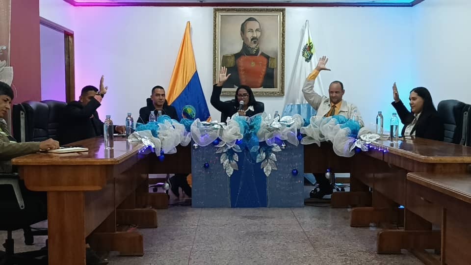 Cámara Municipal de Mejía en Sucre juramentó a su nueva directiva